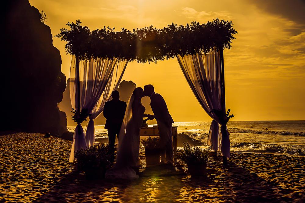 beach wedding