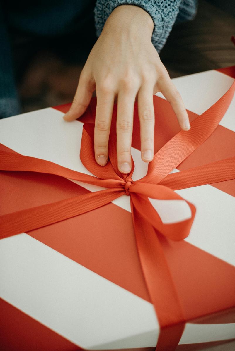 gift wrapping